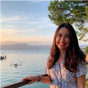 Angehende Lehrerin mit Auslandserfahrung bietet Online-Spanischunterricht